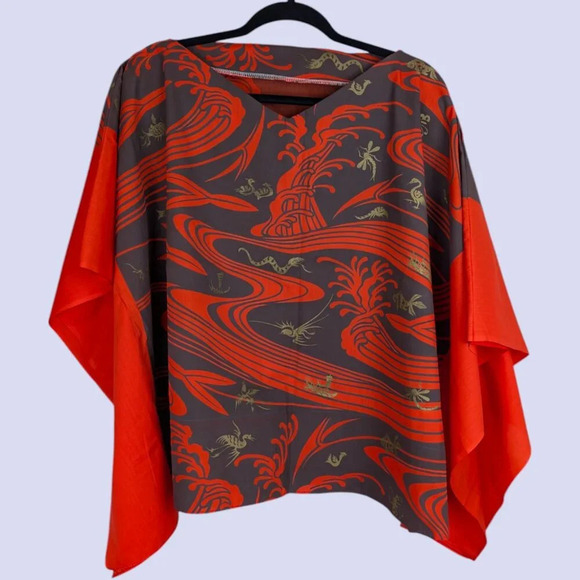 Red Patterned Simple Poncho - Picture 1 of 3